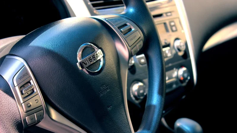 Vector Flex: Innowacyjne rozwiązanie do precyzyjnego cięcia wnętrz samochodów.